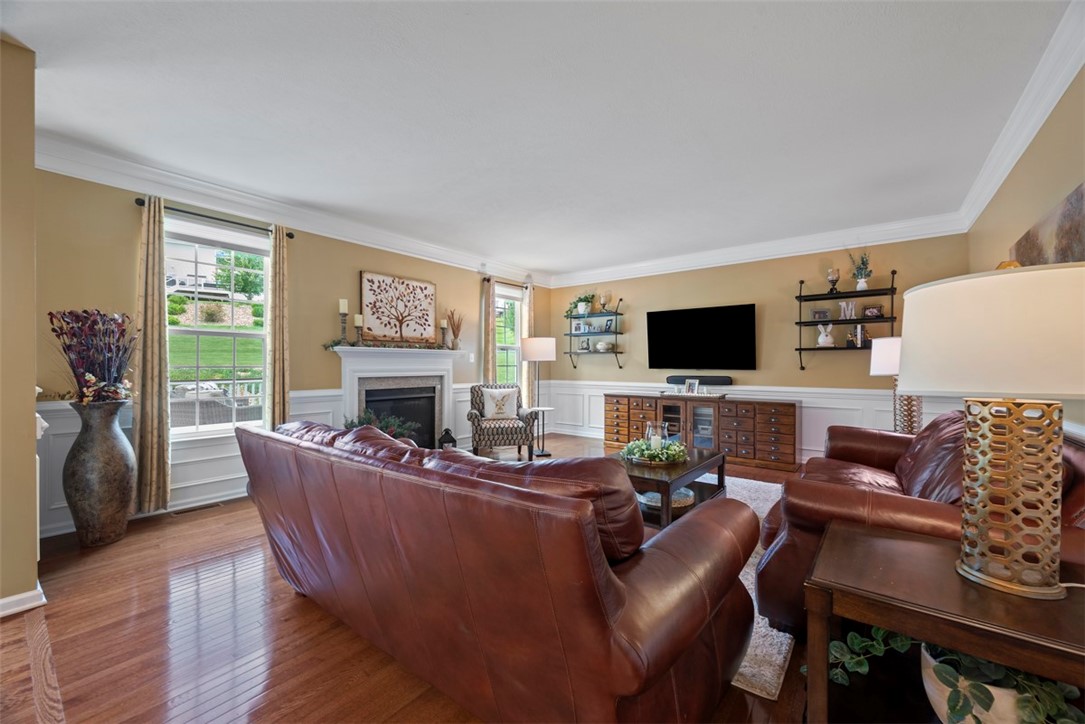 743 PACKSADDLE TRAIL