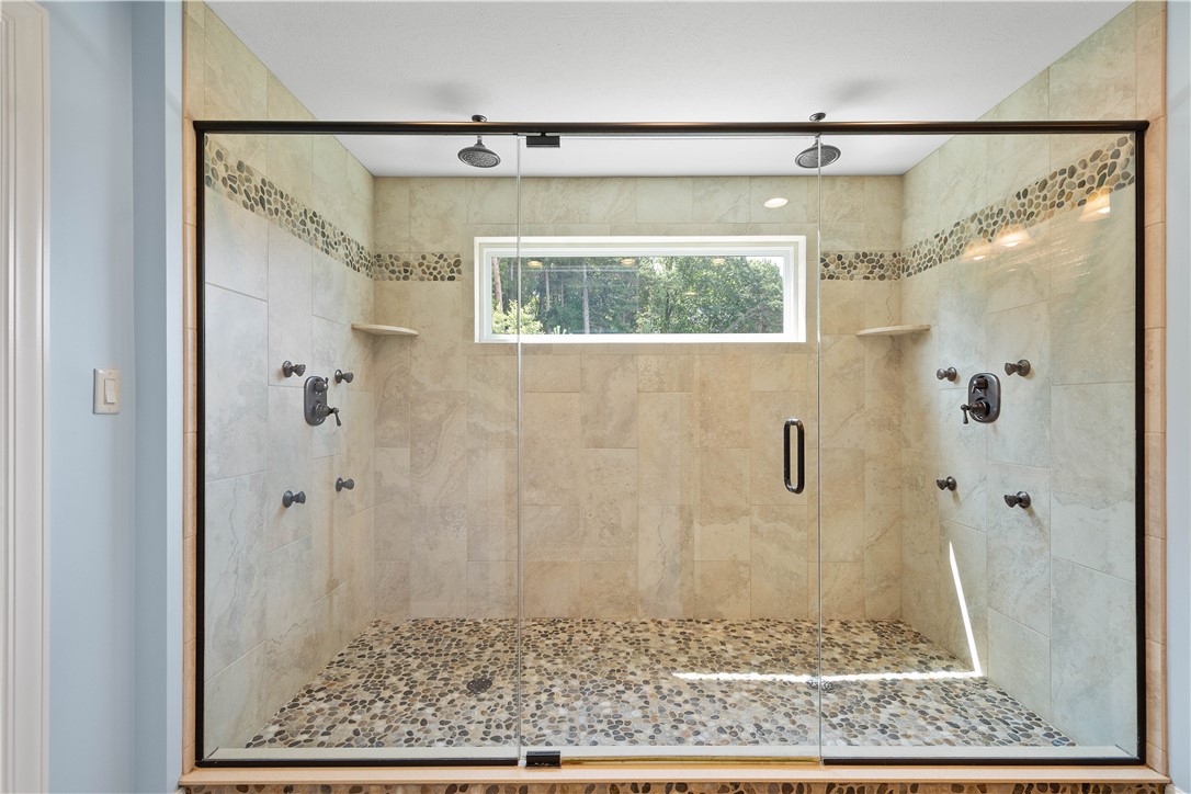 207 Tamarack Drive