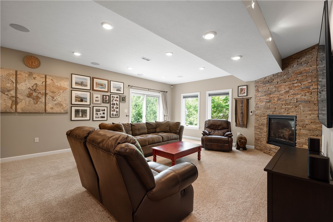207 Tamarack Drive