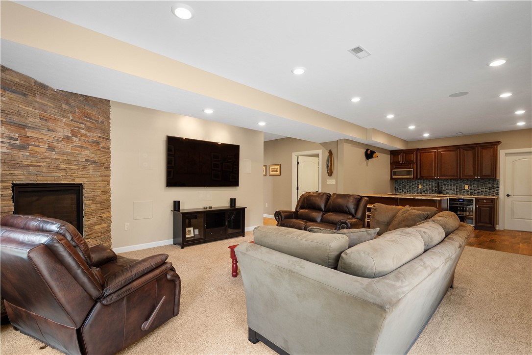 207 Tamarack Drive