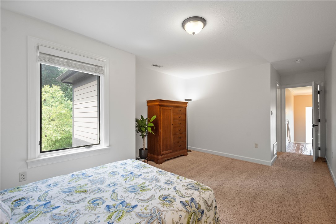 207 Tamarack Drive