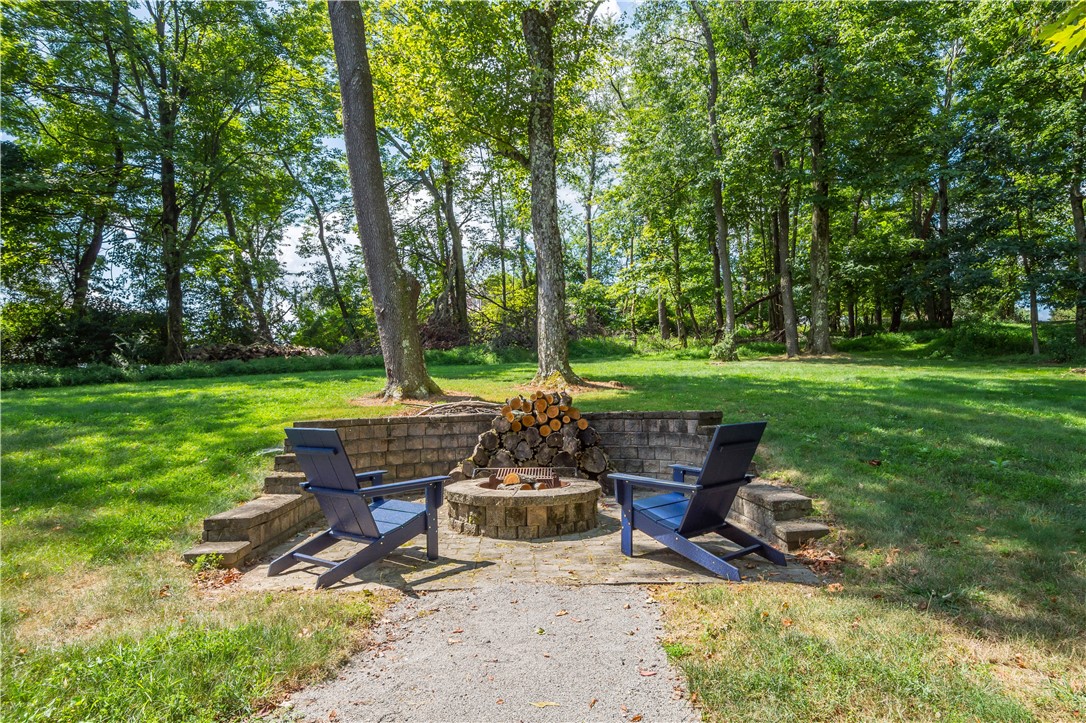 805 Chapel Hill Dr.