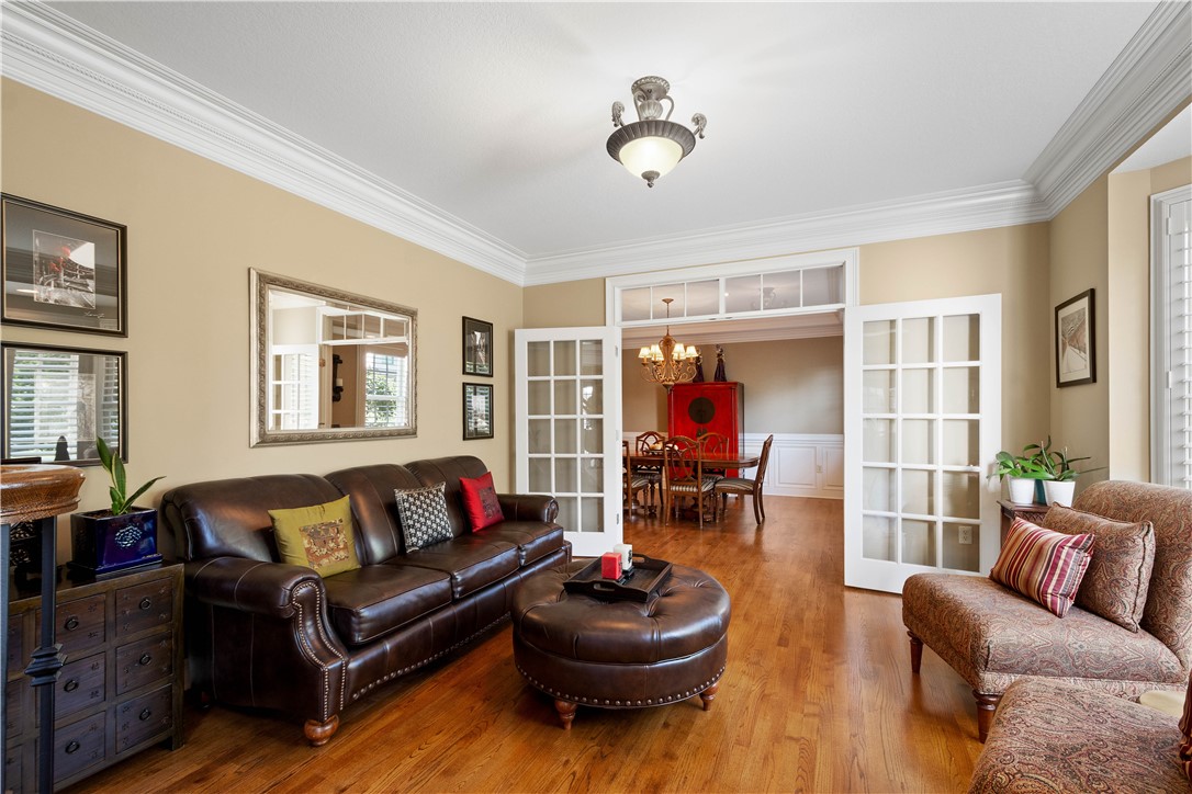 805 Chapel Hill Dr.