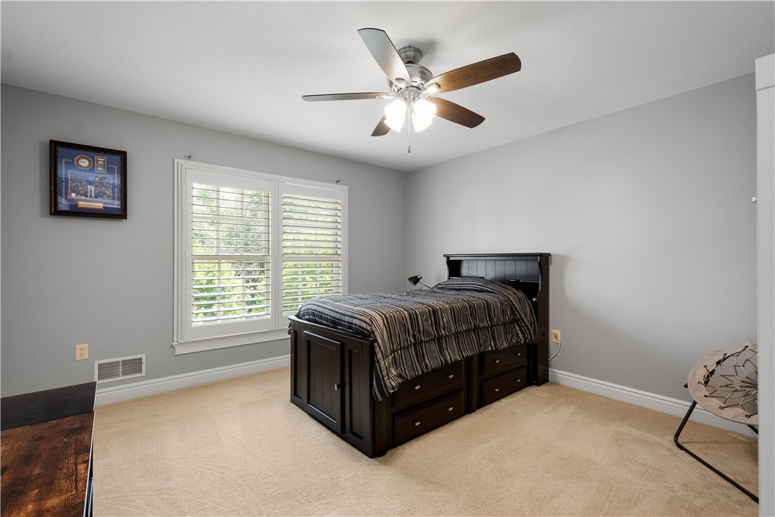 805 Chapel Hill Dr.