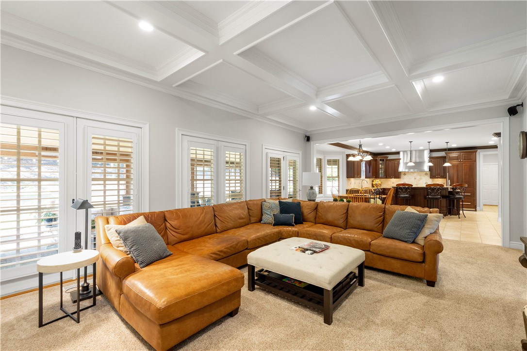 805 Chapel Hill Dr.