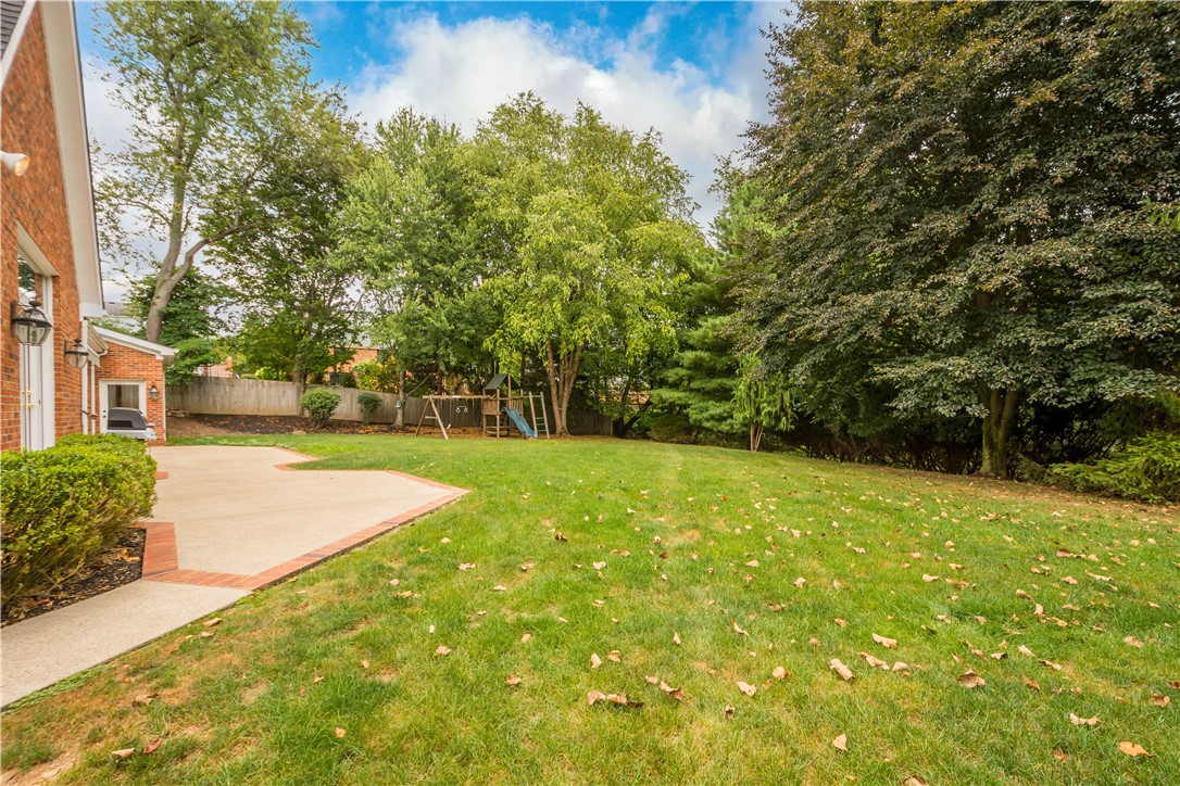 8008 Bayard Ct.