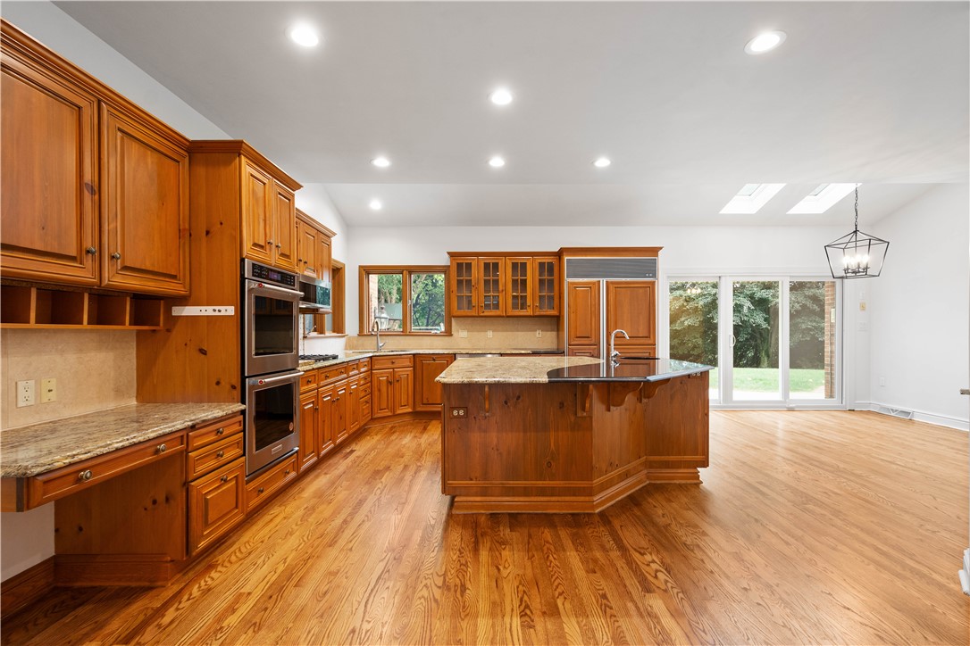 8008 Bayard Ct.