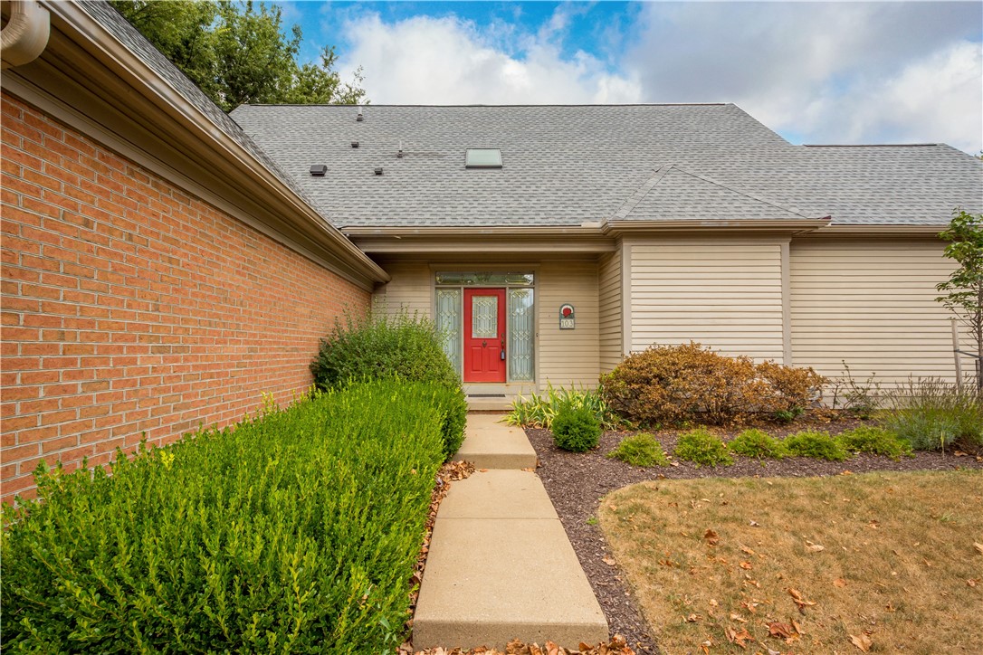 103 Isleworth Way