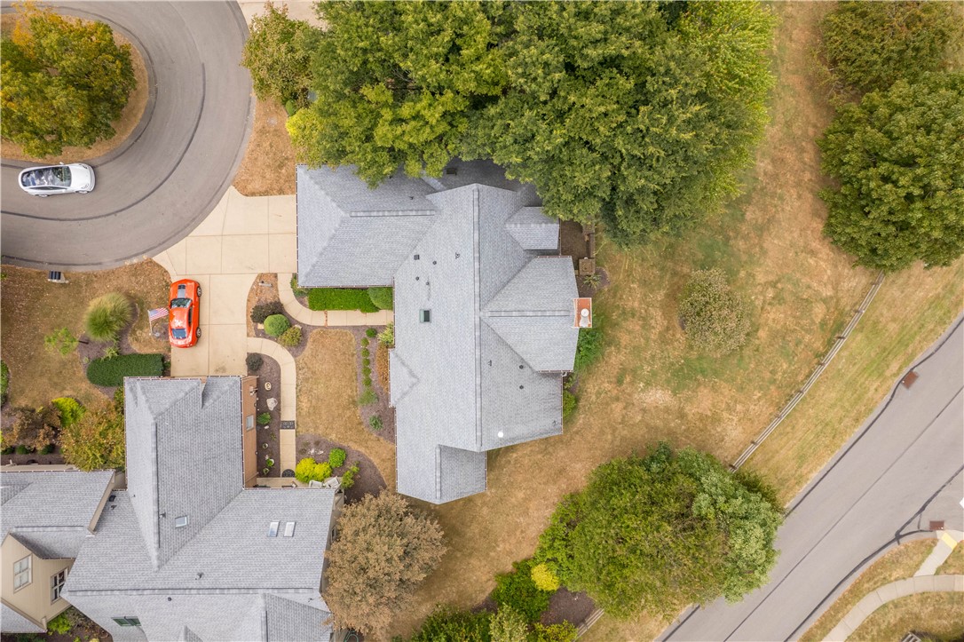 103 Isleworth Way