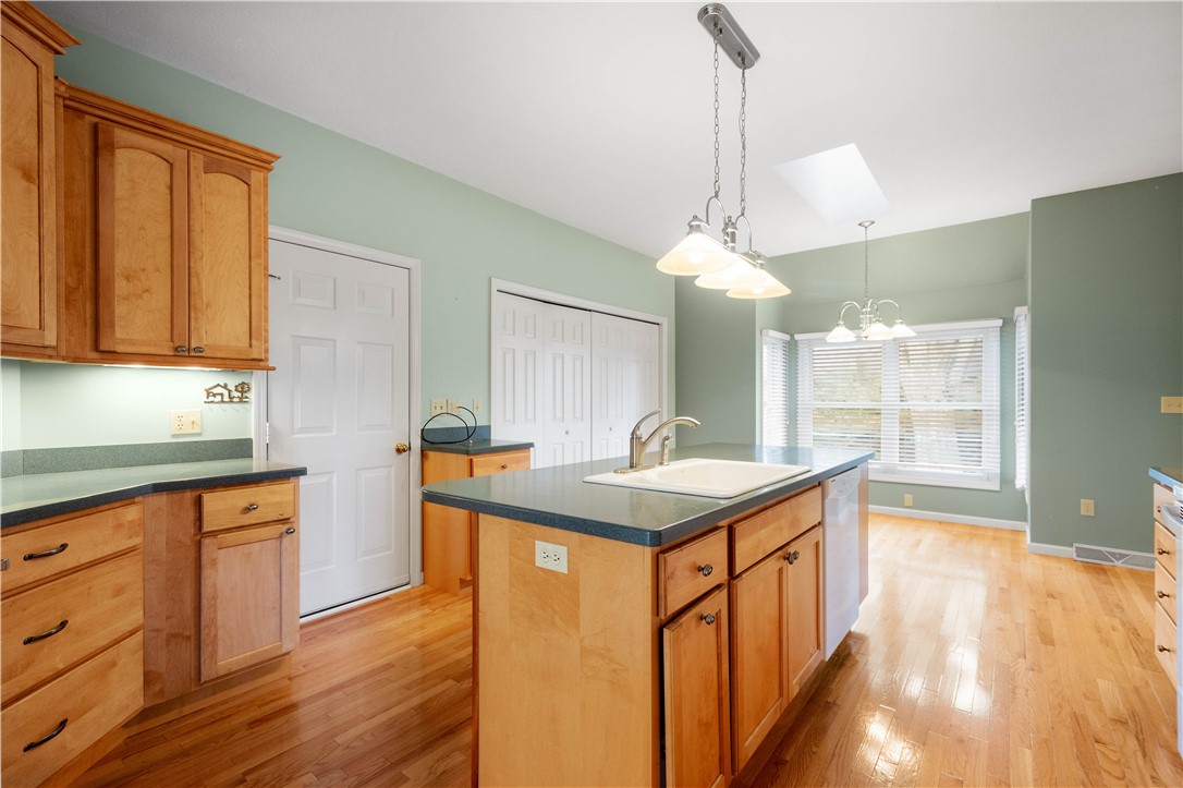 103 Isleworth Way