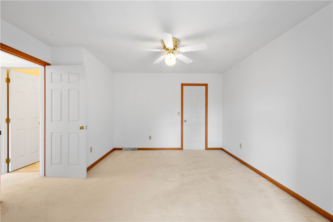 103 Isleworth Way