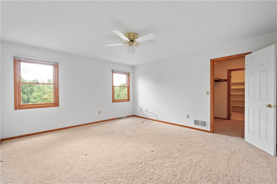 103 Isleworth Way