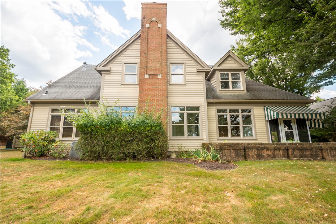 103 Isleworth Way