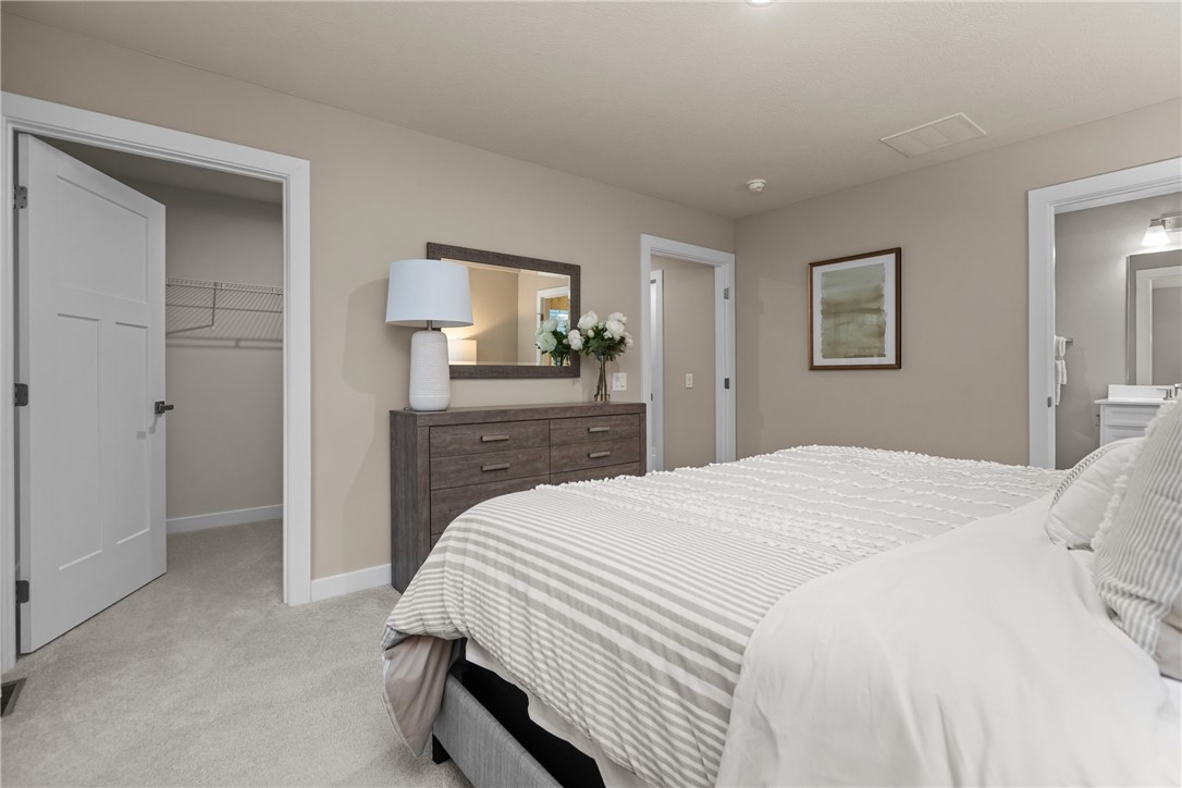 10 Maple Hill