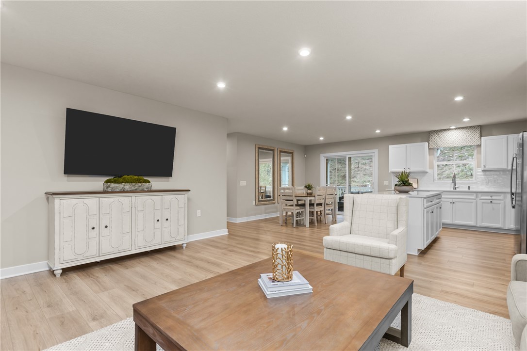 10 Maple Hill