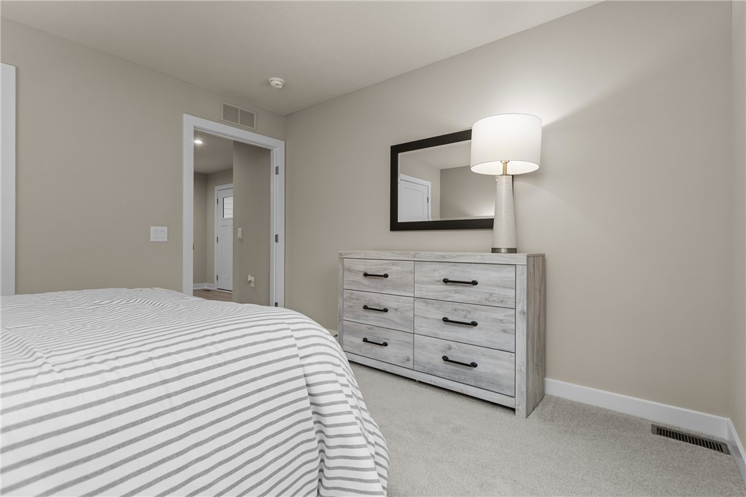 10 Maple Hill