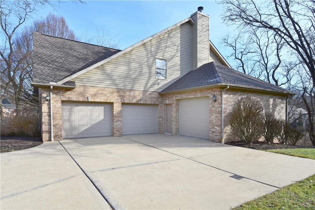 7052 Bennington Woods Dr.