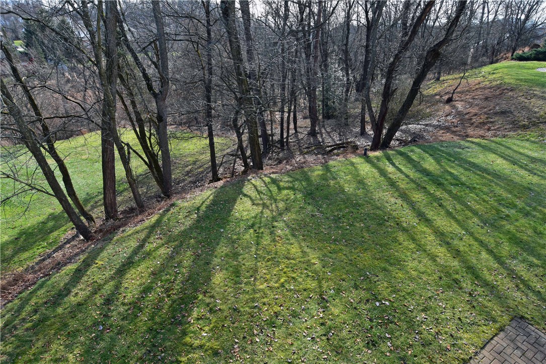 7052 Bennington Woods Dr.