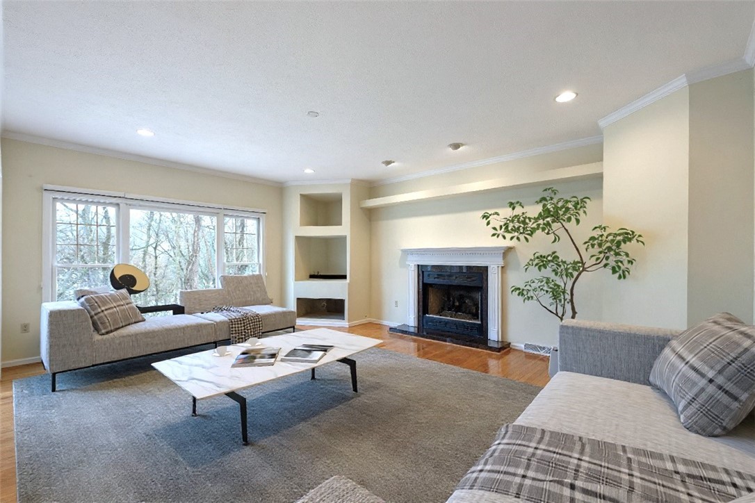 7052 Bennington Woods Dr.