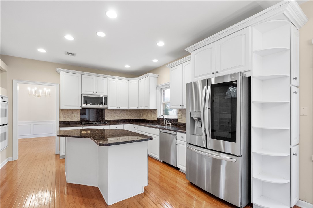 7052 Bennington Woods Dr.