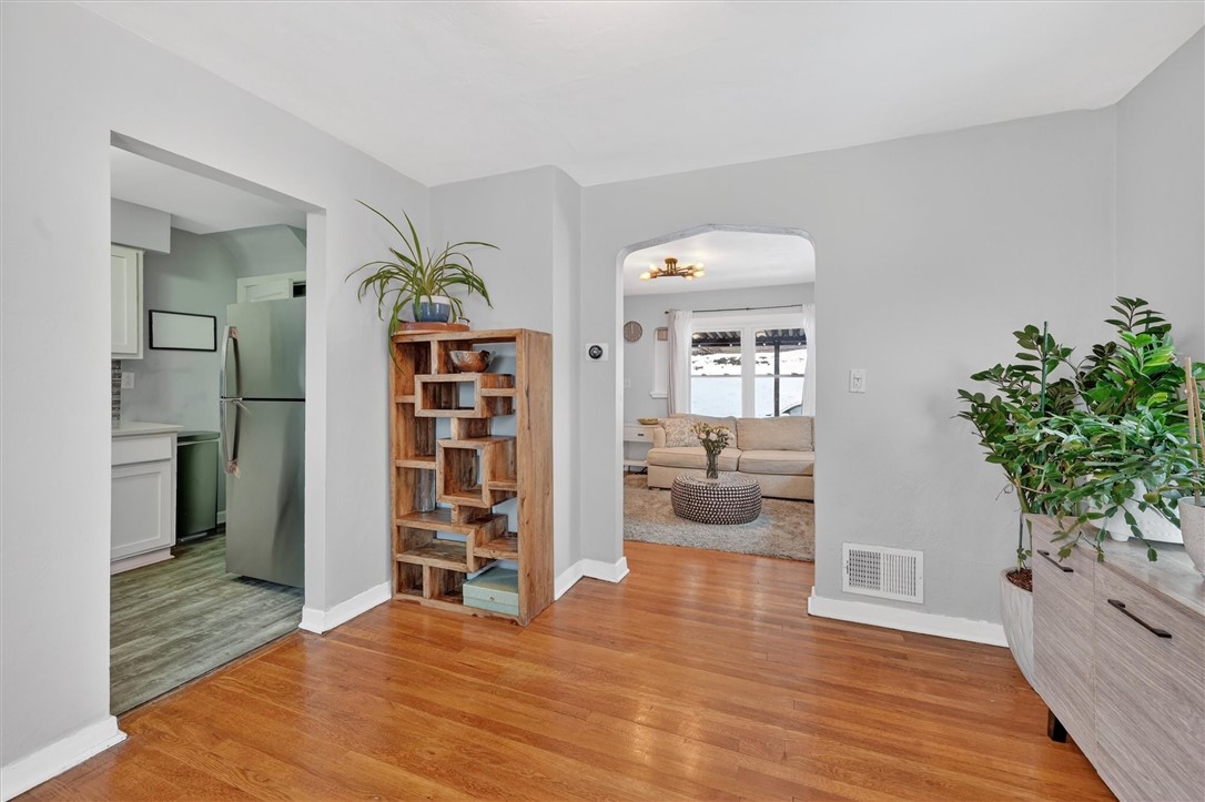 114 Brightwood Ave