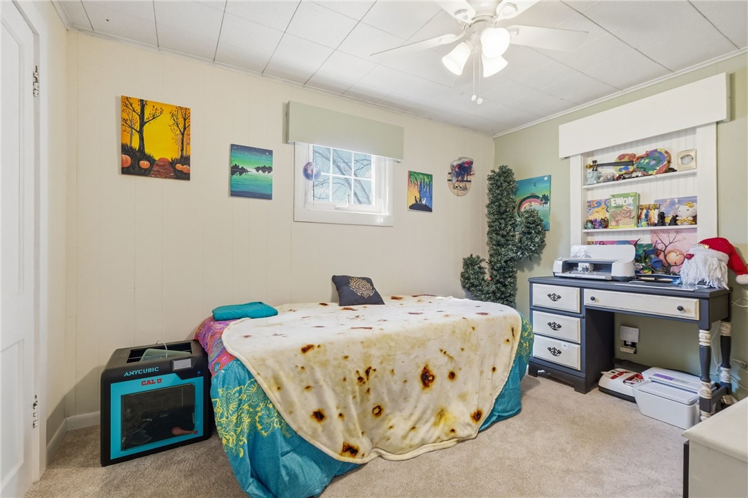 27 Bock Ln