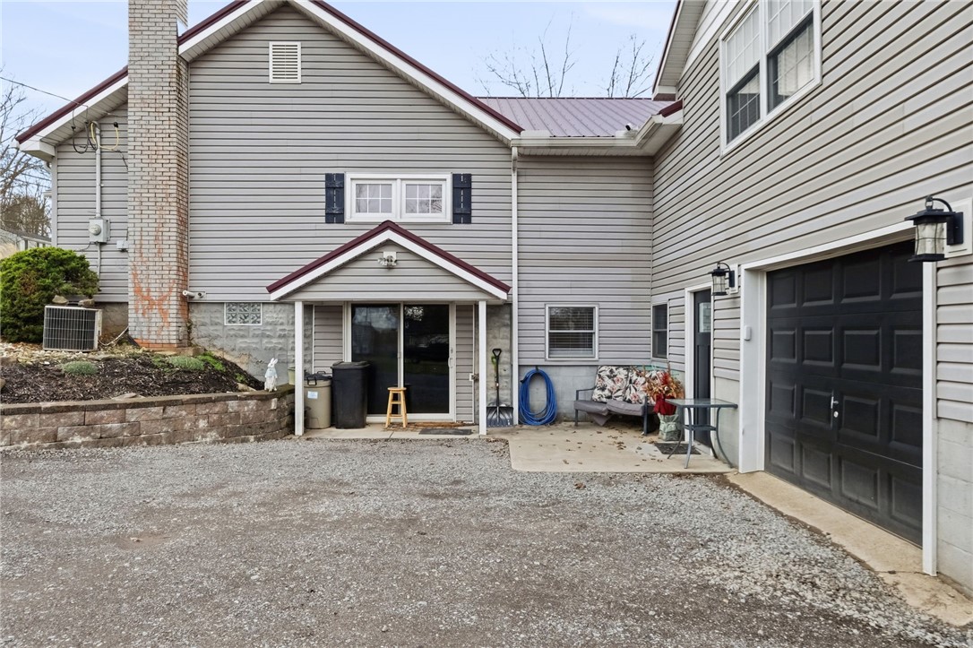27 Bock Ln