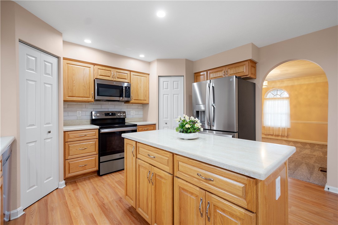 409 Snowberry Lane