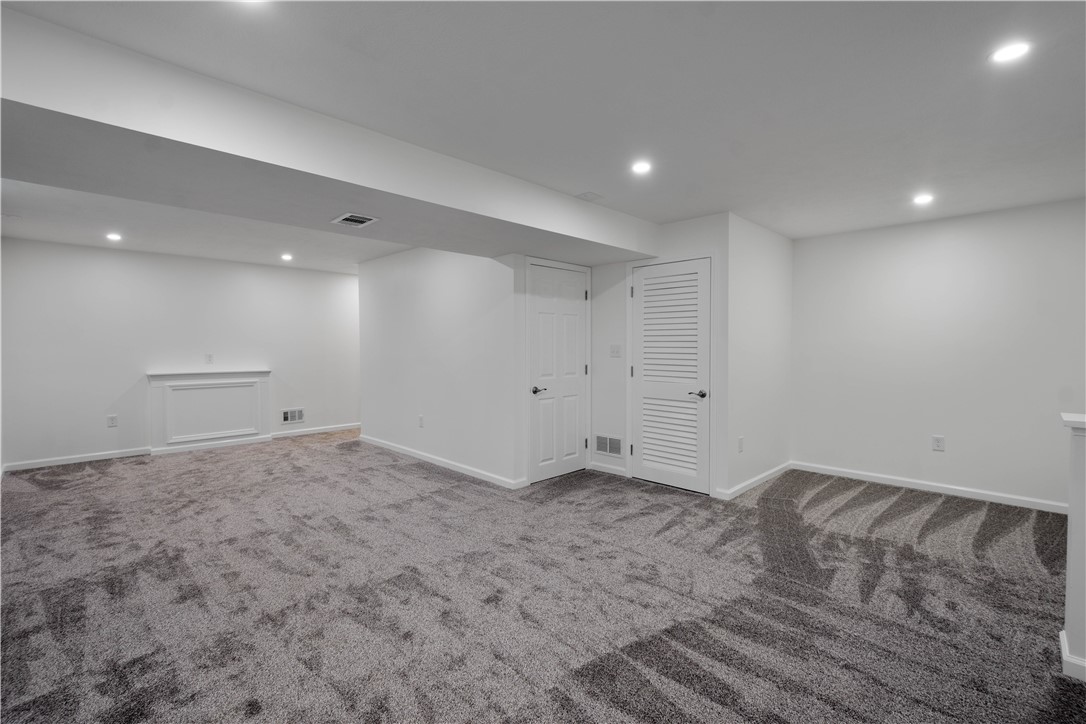 409 Snowberry Lane