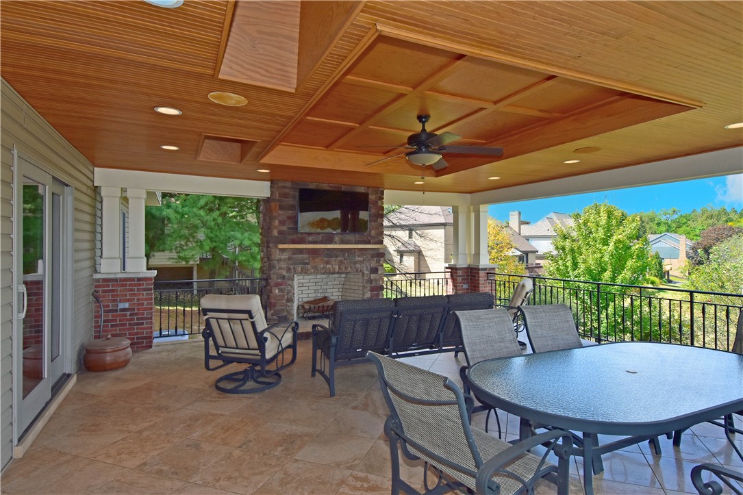 1375 Royal Oak Dr.