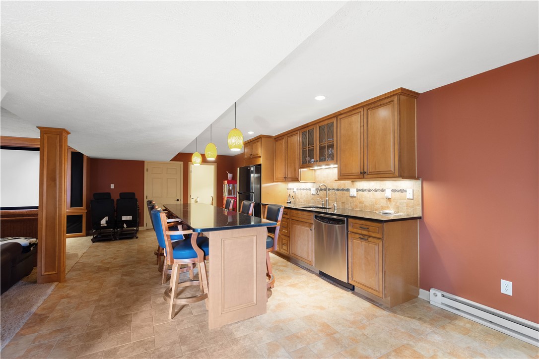 1375 Royal Oak Dr.