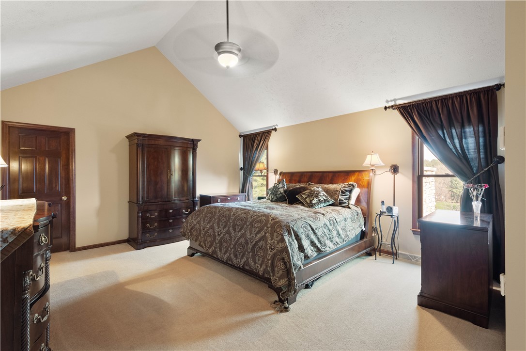 1375 Royal Oak Dr.