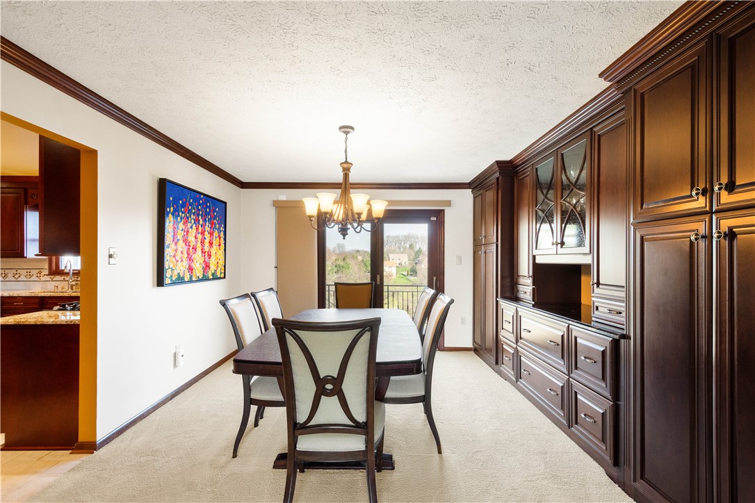 1375 Royal Oak Dr.