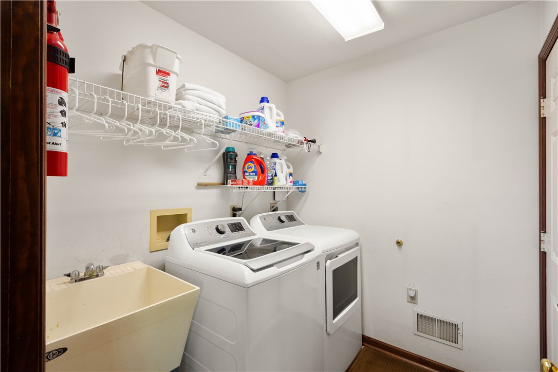 1375 Royal Oak Dr.