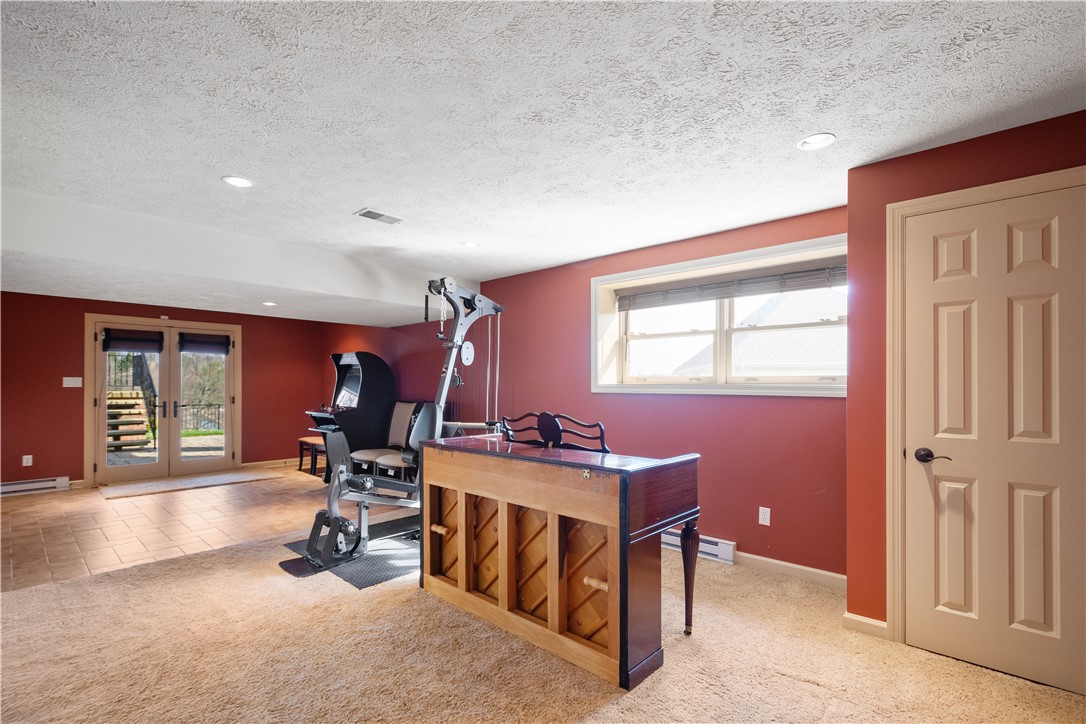 1375 Royal Oak Dr.