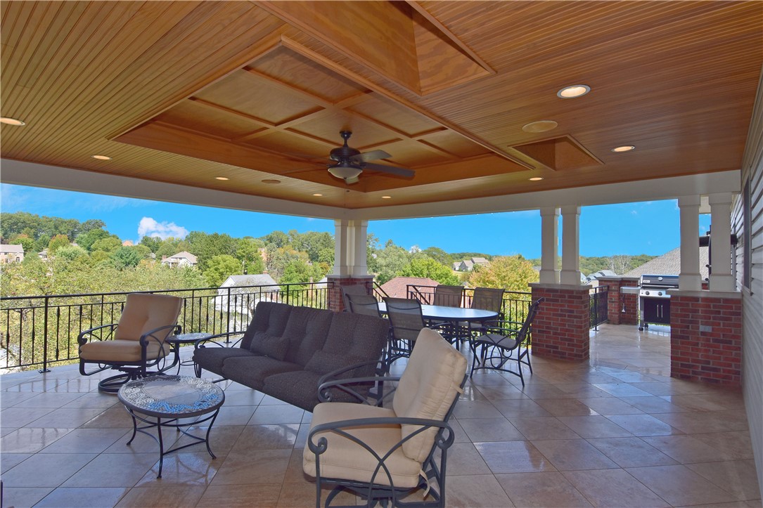 1375 Royal Oak Dr.