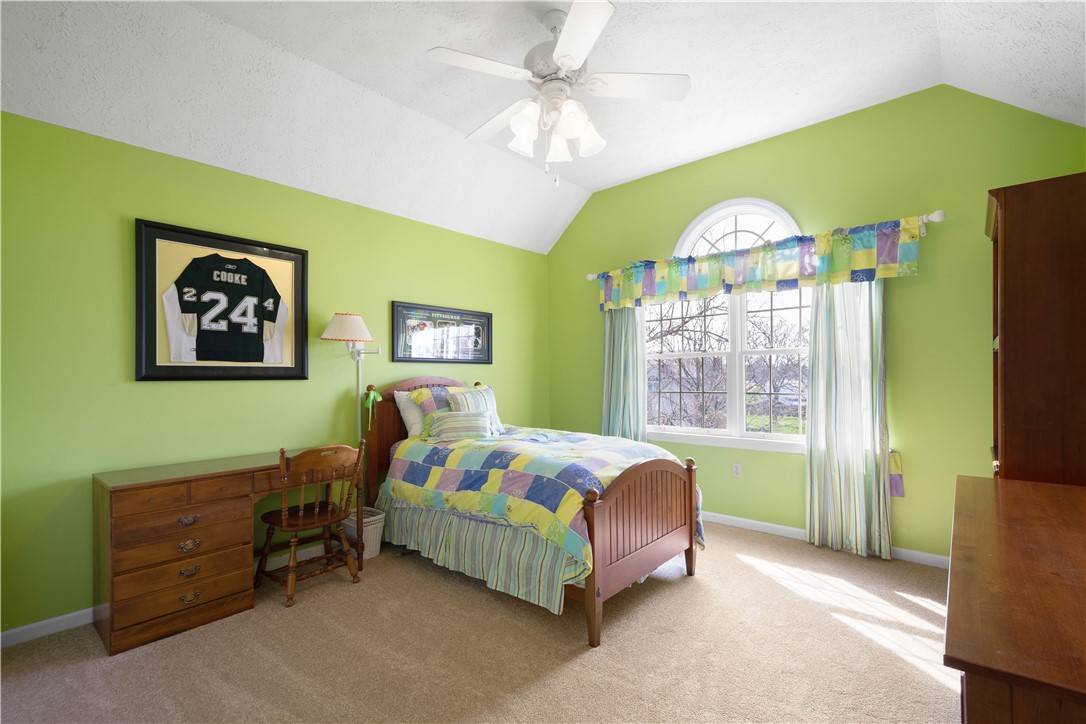 1375 Royal Oak Dr.