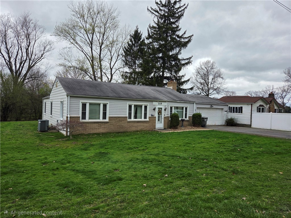 225 Fairway Ln