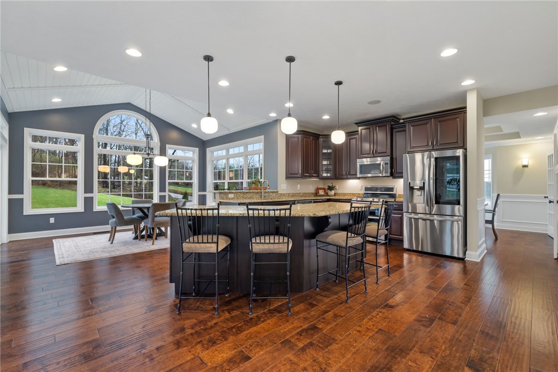 101 Vista Ridge Ln