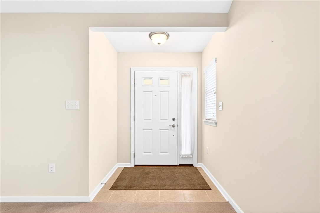 2104 Isleworth Ln