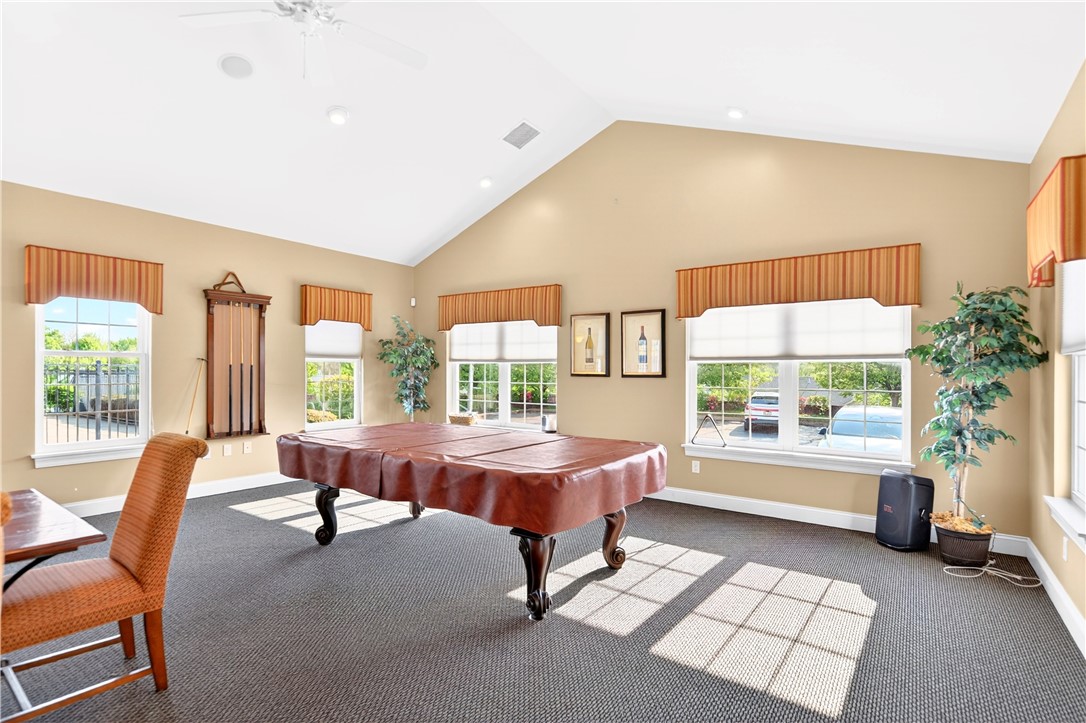 2104 Isleworth Ln