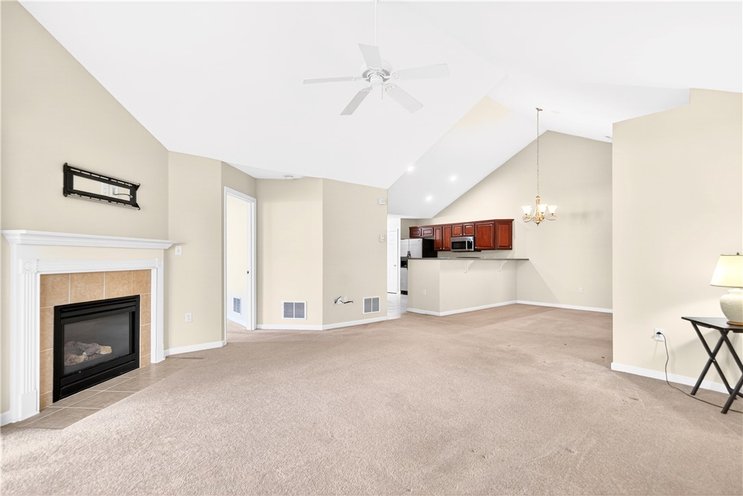 2104 Isleworth Ln