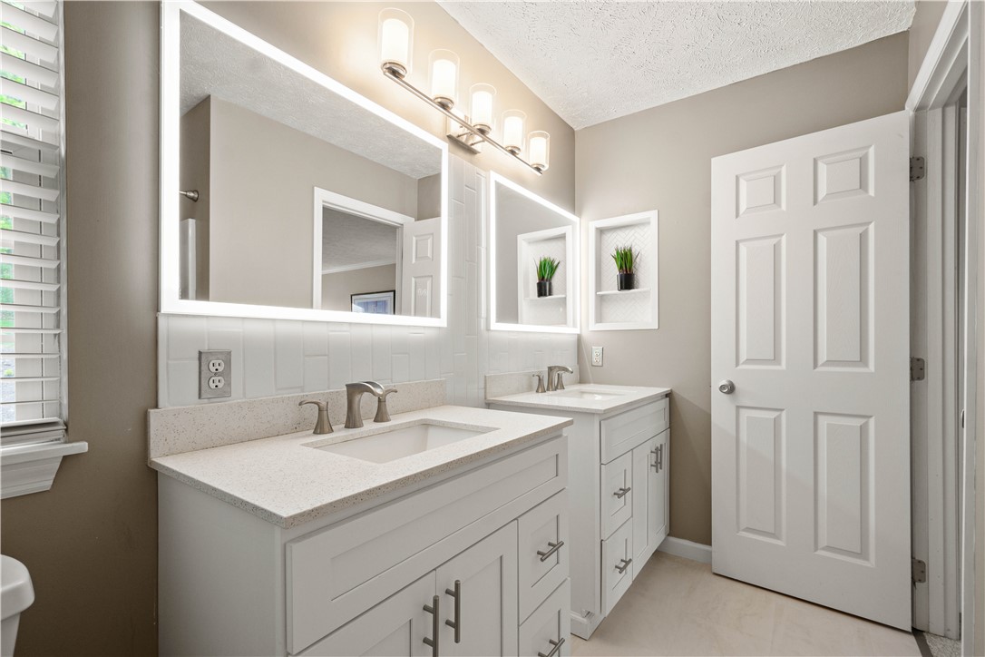 308 Fox Meadow Dr.