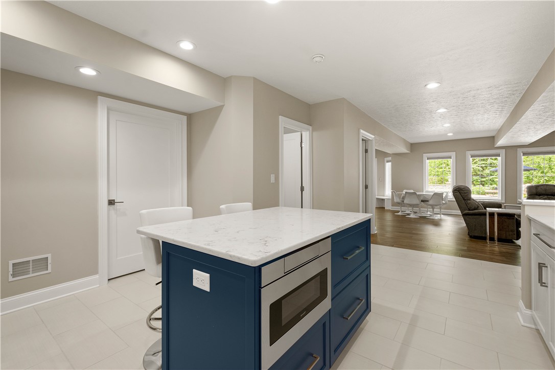 1007 Amy Place