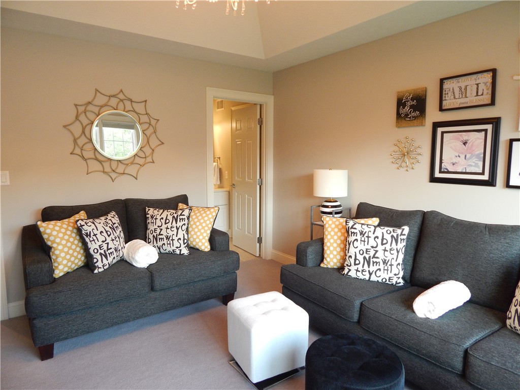 1007 Amy Place