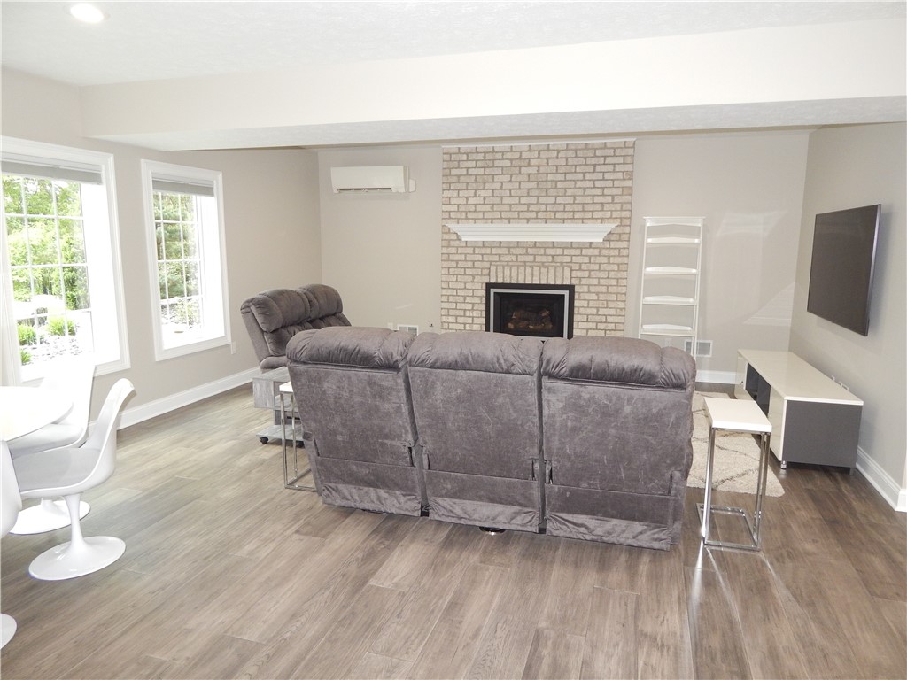 1007 Amy Place