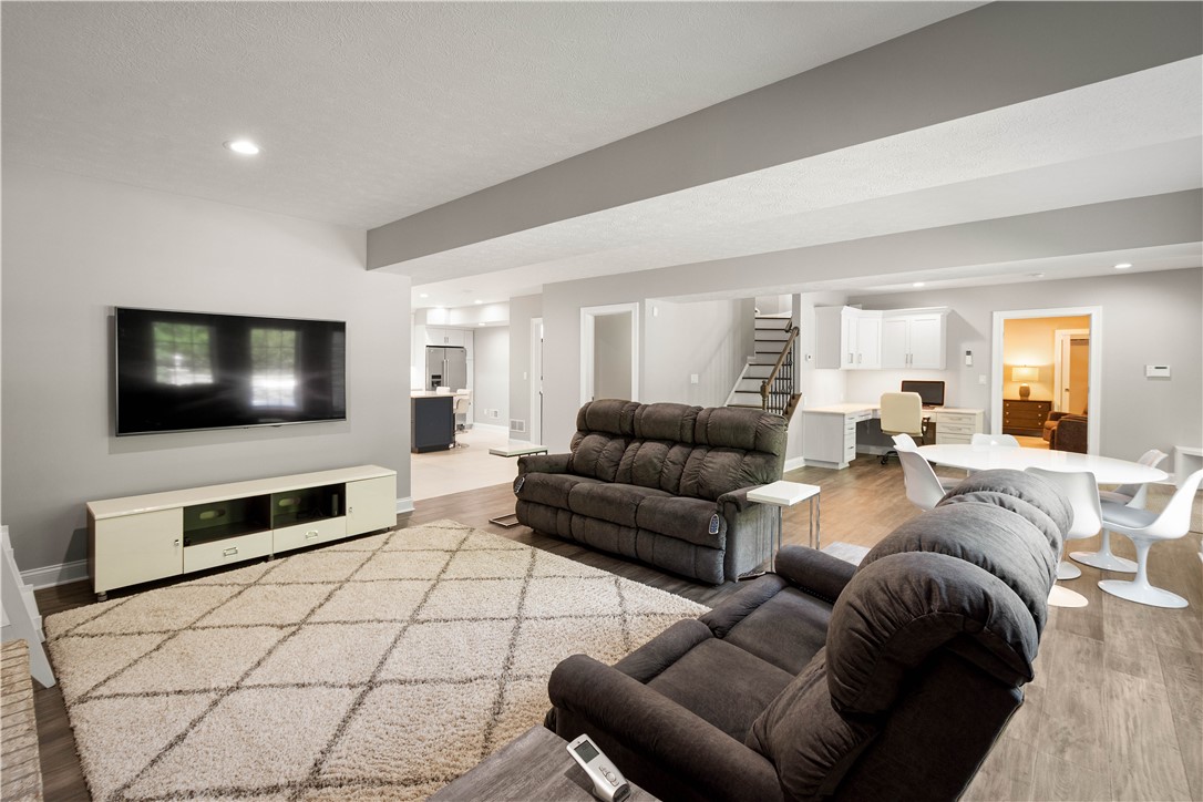 1007 Amy Place