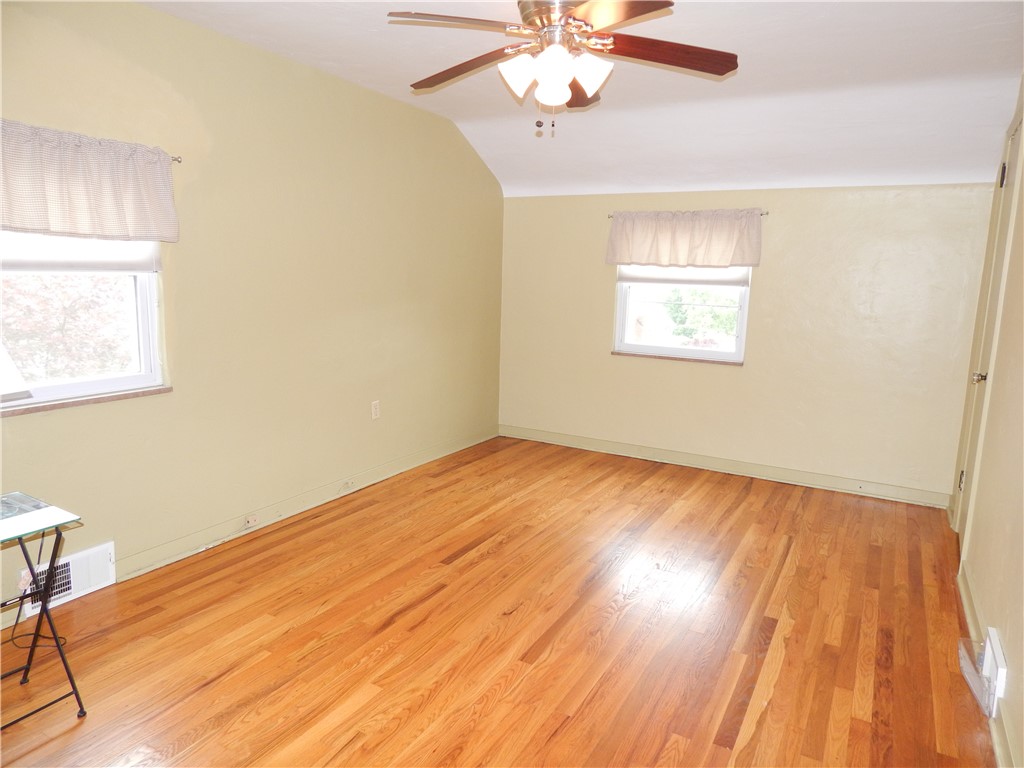 111 Wedgewood Dr.