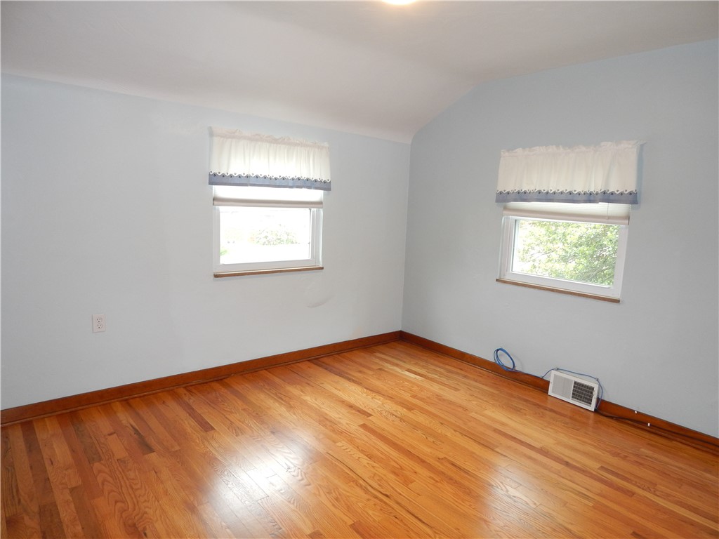 111 Wedgewood Dr.