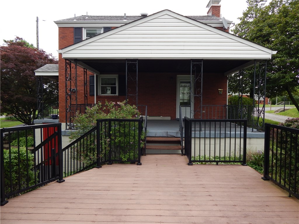 111 Wedgewood Dr.